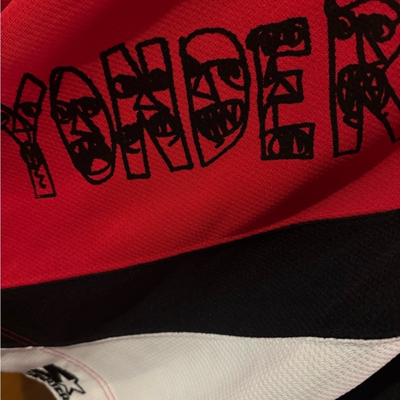 NHL jersey and signature - Picture 3 of 5